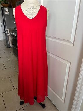 EUC Kozan vibrant red sleeveless flowy silhouette V-neckline. Medium .